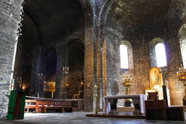 Saint Mary Rıpoll, Catalonia, İspanya manastırın içinde