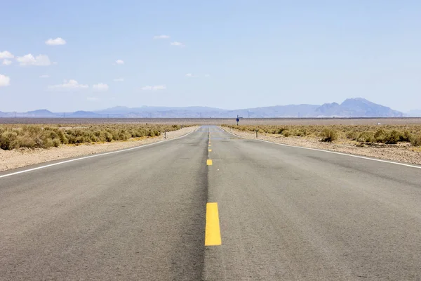 Uno Los Caminos Que Cruza Parque Nacional Del Valle Muerte — Foto de Stock