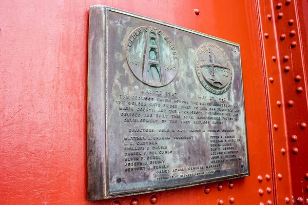 Details Golden Gate Bridge Painted Red Suspension Bridge Spanning Golden — Stock Photo, Image