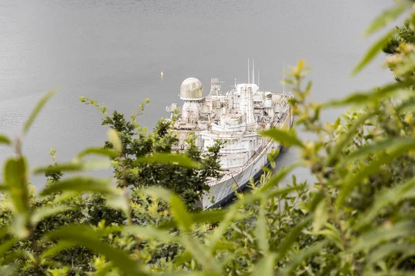 Landevennec Francja Dwie Łodzie Armii Cmentarzu Statku Cimetiere Bateaux Pobliżu — Zdjęcie stockowe