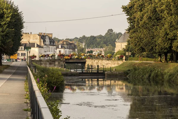 Pontivy Francja Widok Rzekę Blavet Nantes Brest Canal Piękny Letni — Zdjęcie stockowe