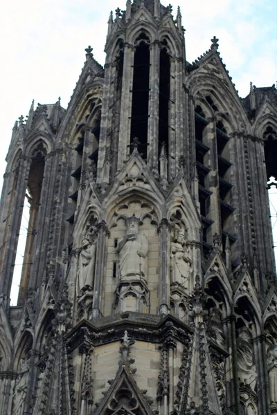 ランス フランス 聖母大聖堂 ノートルダム大聖堂 主要な高いゴシック様式の建物 ランスのフランスの街のランドマークの詳細 — ストック写真