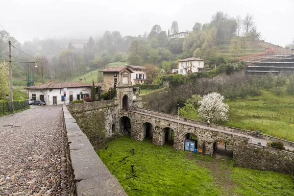 Porta San Lorenzo, Bergamo, Itália — Fotografia de Stock