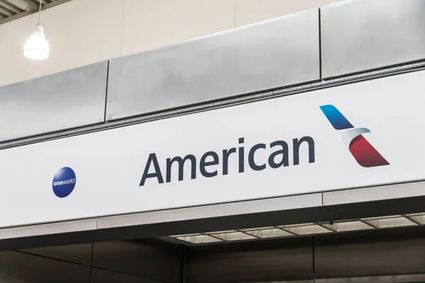 Firma de Aeroflot en el aeropuerto — Foto de Stock