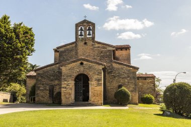 san julian de los prados kilisesi