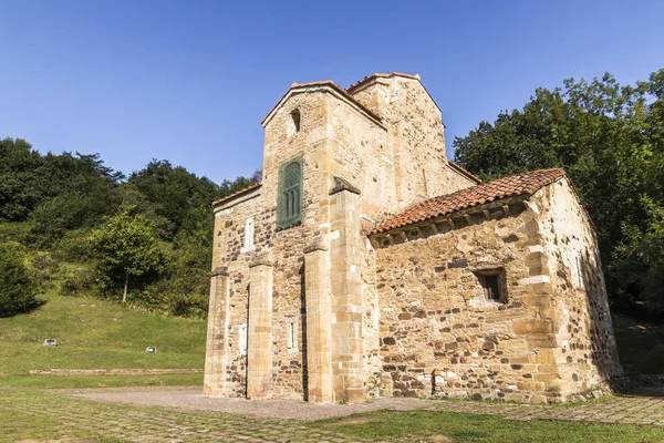 Church of San Miguel de Lillo — Stock Photo, Image