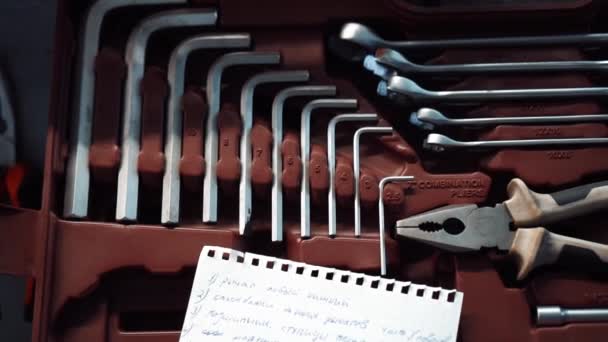 Set of wrenches in a workshop — Stock Video