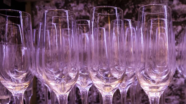 Primo Piano Molti Bicchieri Vino Calici Diversi — Foto Stock