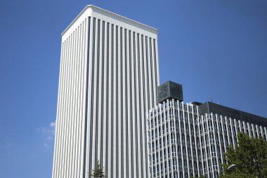 İspanya - Madrid 2018-08-10 ünlü başkenti sokaklarında modern mimari