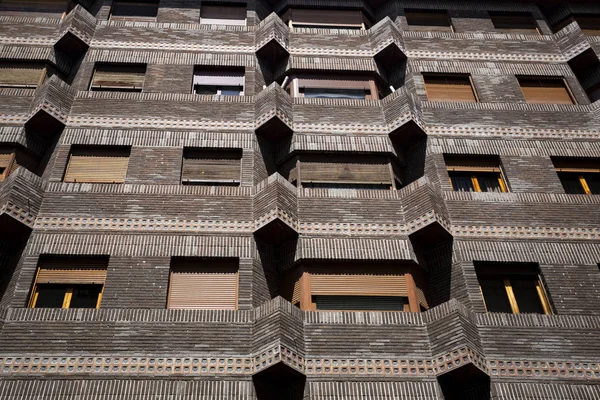 スペイン マドリード 2018年 の有名な首都の通りの近代建築 — ストック写真
