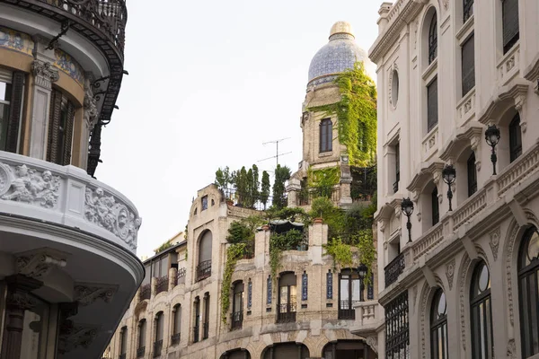 Классическая Традиционная Европейская Архитектура Улицах Знаменитой Столицы Испании Мадрида — стоковое фото
