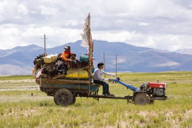 Tibetli göçebe motorlu araç taşımacılığı