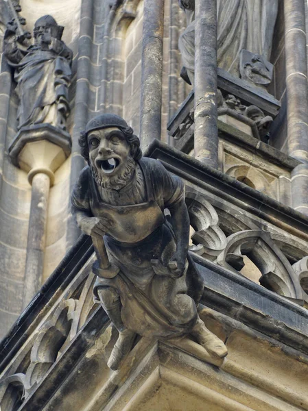 Скульптура Ґарґіле Фасаді Готичного Храму — стокове фото