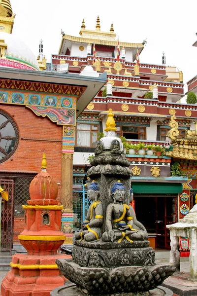 Stup Con Imaginar Buda Befor Tibetan Buddhist Drugon Monasterio Jangchu — Foto de Stock