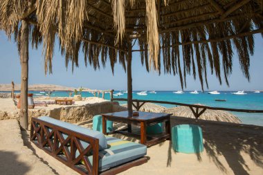 Mahmya Island, Mısır kanepede rahatlatıcı