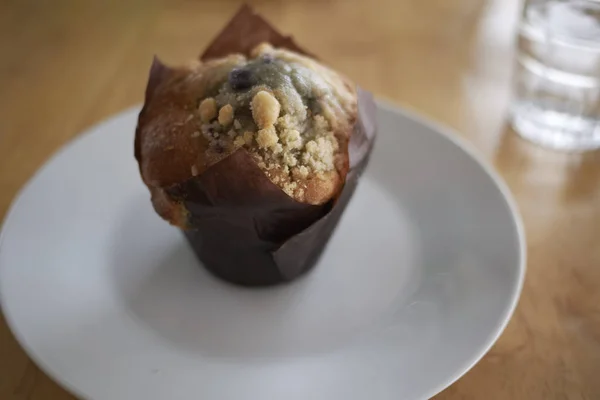 Muffin Aux Myrtilles Servi Petit Déjeuner — Photo