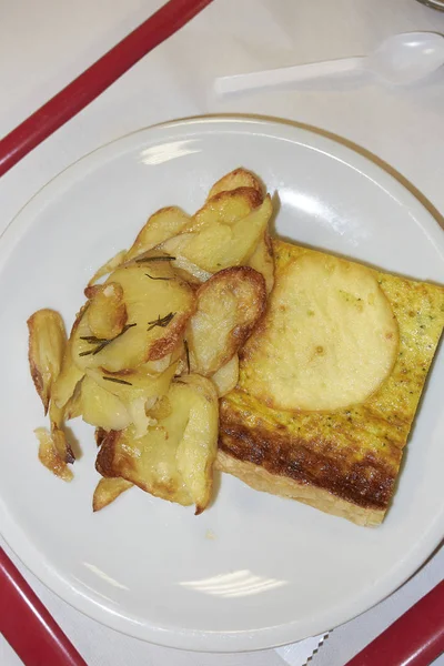 Kavrulmuş patates ile Vejetaryen tart