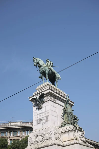 Milán Itálie Červen 2019 Pohled Sochu Giuseppe Garibaldi — Stock fotografie