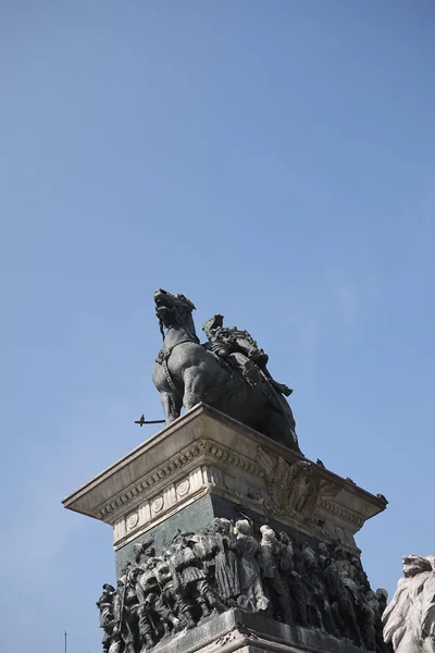 Milão Itália Junho 2019 Vista Estátua Vittorio Emanuele Piazza Duomo — Fotografia de Stock