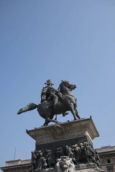 Milão Itália Junho 2019 Vista Estátua Vittorio Emanuele Piazza Duomo — Fotografia de Stock