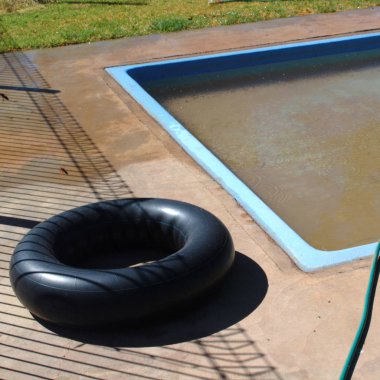 Flinders Rangers National Park, Avustralya-Şubat 09, 2002: yüzme havuzu