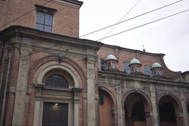 Bologna, Italya-Aralık 18, 2018: San Bartolomeo ve Gaetano Kilisesi görünümü