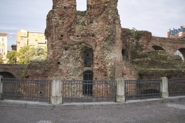 Bologna, Italya-Aralık 18, 2018: Galliera Kalesi görünümü