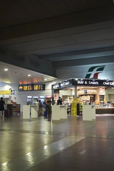Bolonia Włochy Sierpnia 2018 Główny Dworzec Kolejowy Bolonii — Zdjęcie stockowe