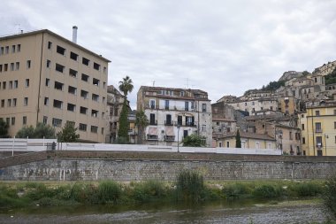 Cosenza, Italya-13 Haziran 2018: eski Cosenza görünümü (Cosenza Vecchia)
