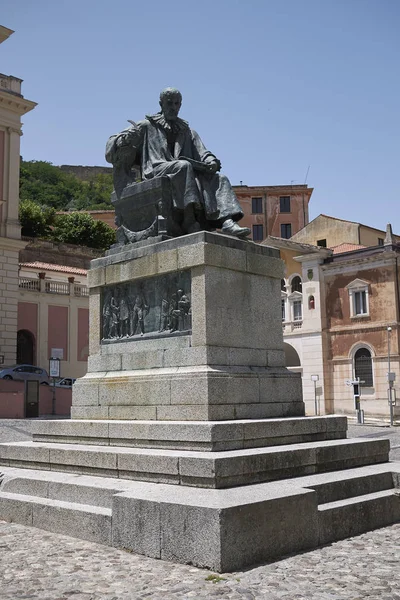 Cosenza Itálie Červen 2018 Pohled Sochu Bernardino Telesio Piazza Marzo — Stock fotografie