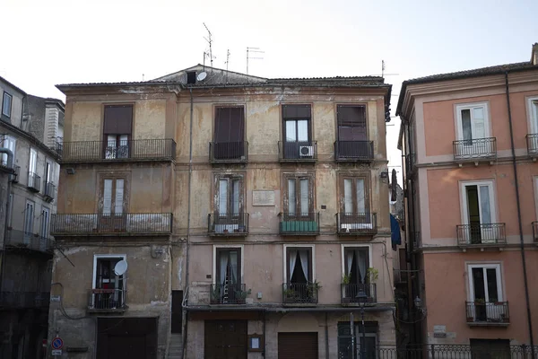 Cosenza, Italya-12 Haziran 2018: eski Cosenza 'da bina (Cosenza Vecchia)
