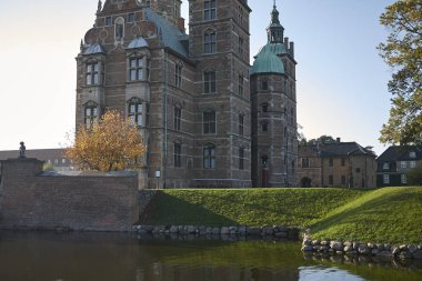 Kopenhag, Danimarka - 10 Ekim 2018 : Rosenborg kalesi nin görünümü