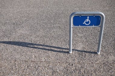 Kopenhag, Danimarka - 11 Ekim 2018 : Engelli park tabelası