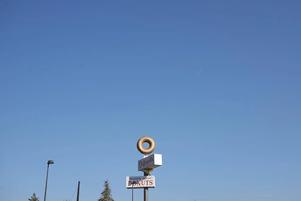 Copenhagen Denmark October 2018 View Neon Donut Sign Usa Superkilen — Stock Photo, Image