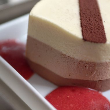 Çilek kek ile Dondurulmuş damla şekilli kek