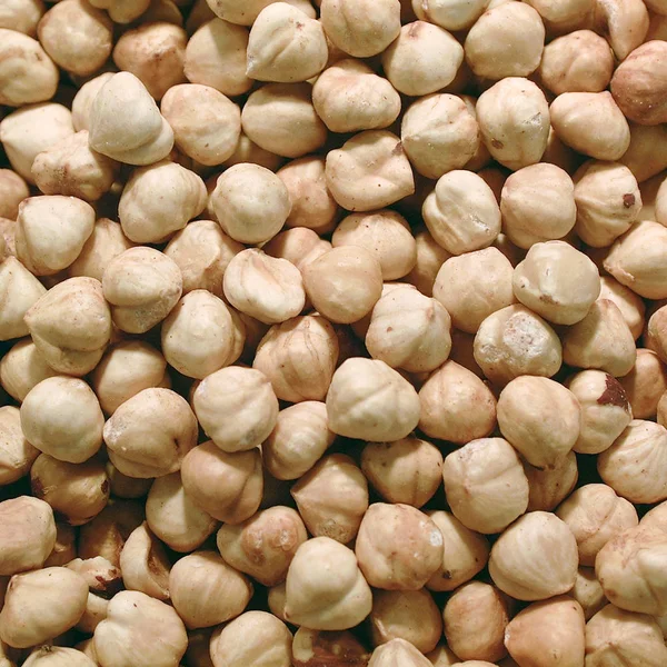 Fındık pazarda satıldı