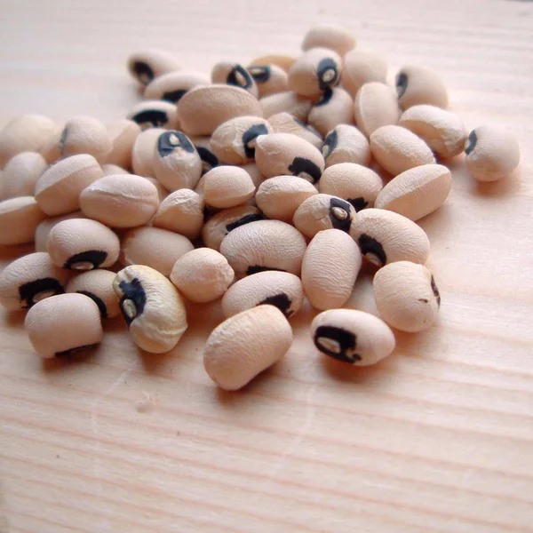 White Beans Wood Table — Stock Photo, Image