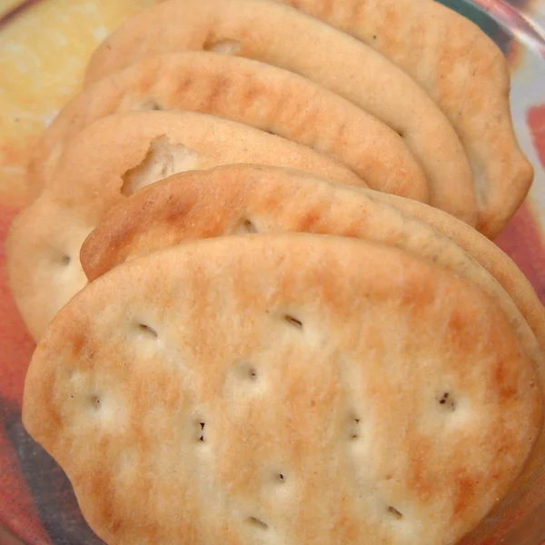 tuzlu kraker meze ler gibi yakın 