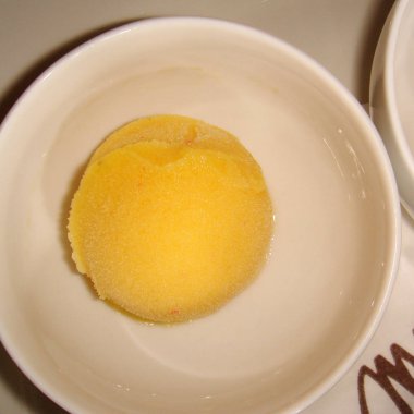 Vanilyalı Dondurma kepçe yakın             