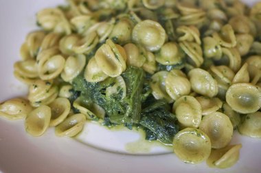 Şalgam tepeli orecchiette makarna