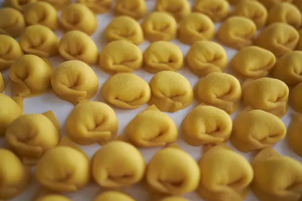 Pasta Cruda Cappelletti Pronta Essere Cotta — Foto Stock