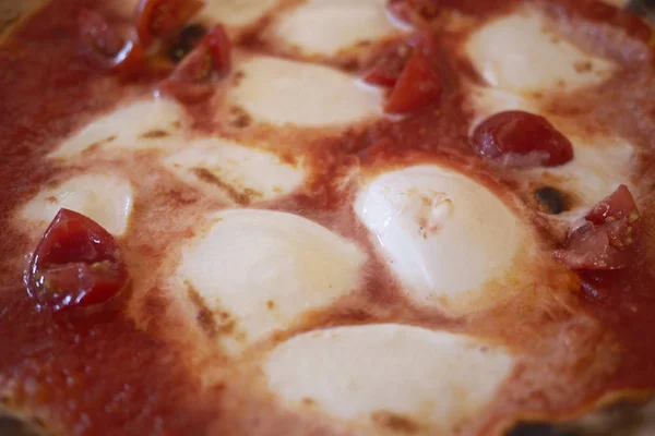 Pizza Med Buffelmozzarella — Stockfoto