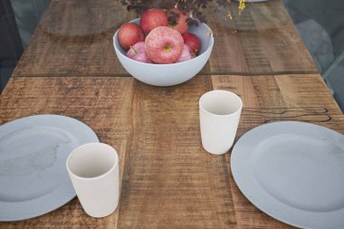 Ahşap masa görünümü 