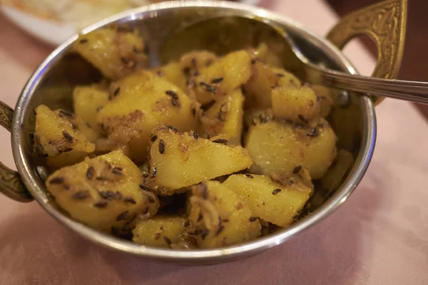 Bir kase de kimyon ile Patates