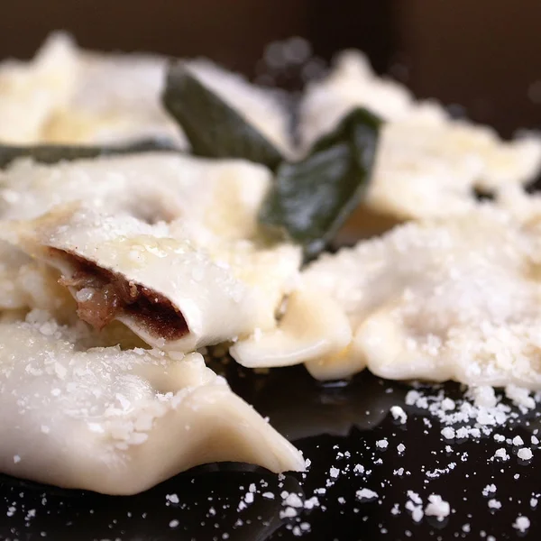 Ravioli Con Castagne Parmigiano — Foto Stock