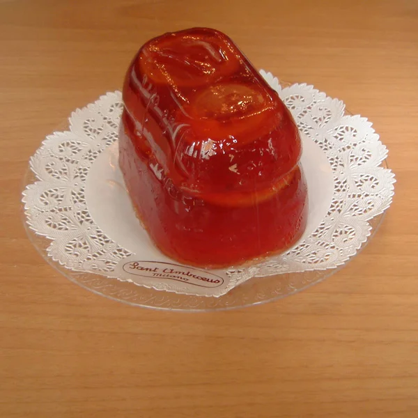 Jelly cake on a tray — Stock Photo, Image