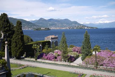 Isola Bella, Borromee Adaları, Stresa, İtalya - 28 Nisan 2017 : Isola Bella bahçesinin görünümü