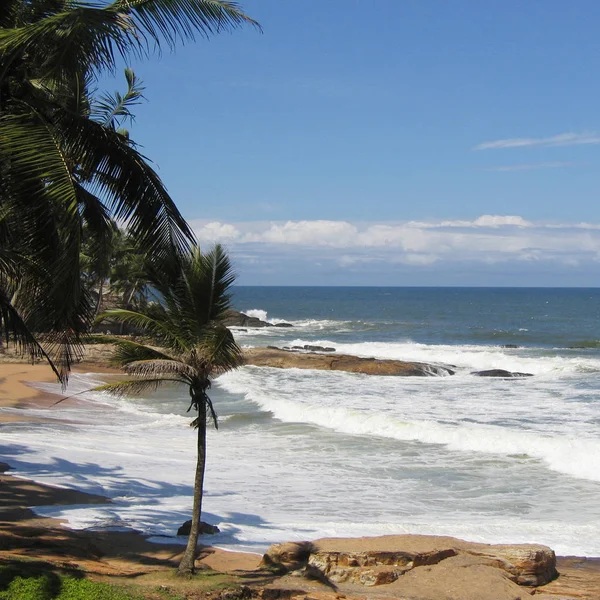 Kovalam, Índia - 02 de junho de 2004: Praia em Kovalam — Fotografia de Stock