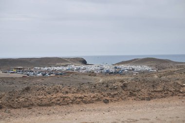 Lanzarote, Kanarya Adaları, İspanya - 21 Ağustos 2015 : playa de papagayo görünümü