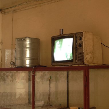 Germa, Libya - 09 Mayıs 2002 : Çölde bir iç